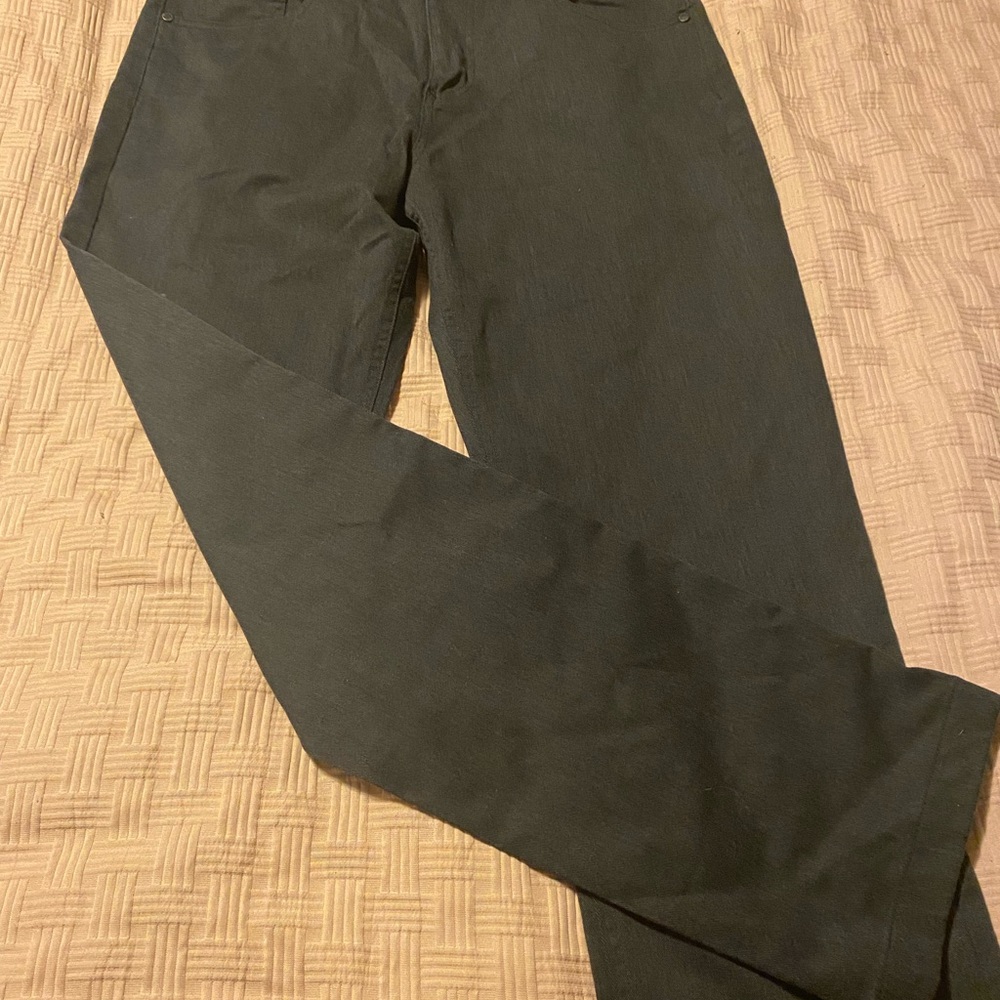 Reaction Kenneth Cole Black Chinos Classic Style